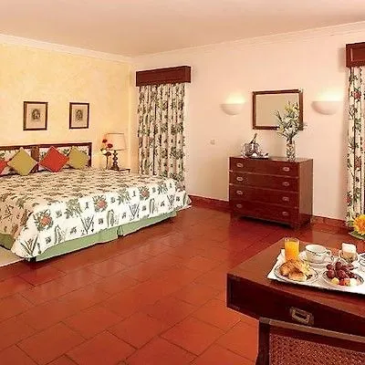 Hotel Dona Filipa